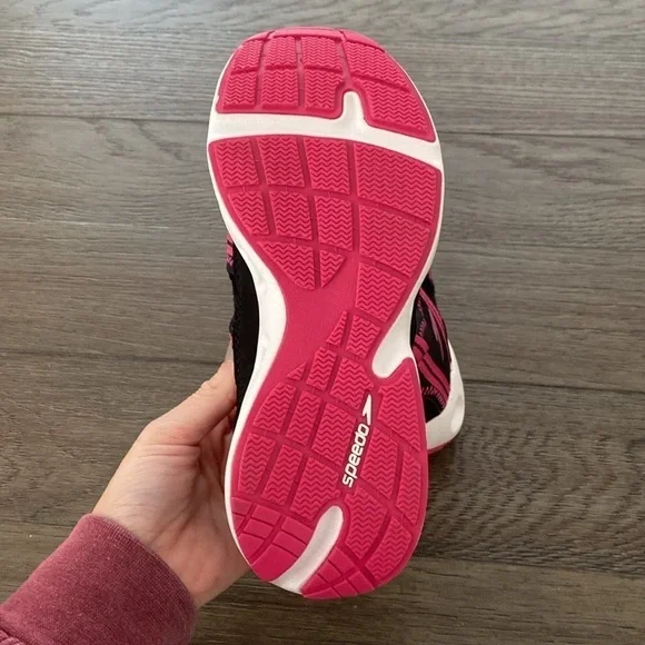 NWT speedo women's hydro comfort sneaker | Pink & Black | Size 6 - Picture 5 of 10